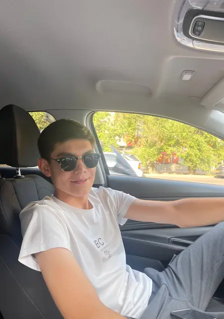 Daryn из Туркестана, мне 20, познакомлюсь для открытые отношения