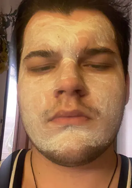 Алексей из Франкфурта-на-майне, мне 20, познакомлюсь для общения