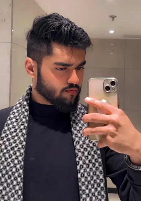 Я Harsh, 21, из Дели, ищу знакомство для общения