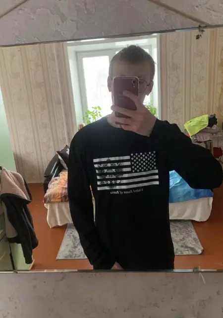 Я Кирилл, 18, из Милтон-Кинс, ищу знакомство для открытые отношения