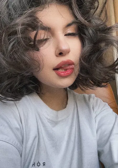 Я Ангелина, 22, знакомлюсь для дружбы в Караганде