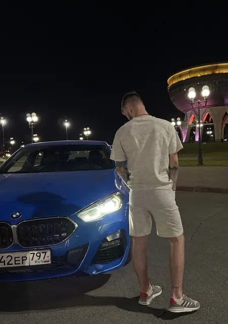 Игорь из Ареццо, ищу на сайте знакомства без обязательств