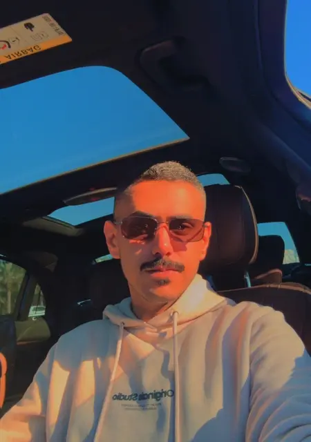 Knn из Бургаснувшего, мне 26, познакомлюсь на одну ночь