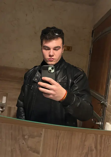 Soy Paqui, 20 años, conociéndome para pasatiempo agradable en Valladolid