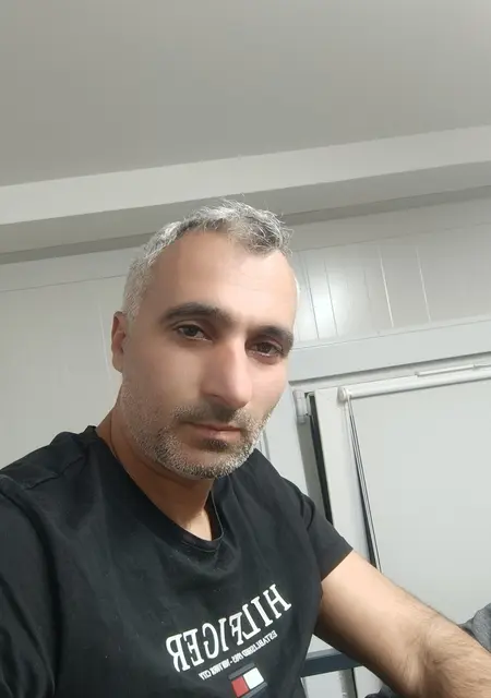 Erkan Gürbüz из Стамбула, ищу на сайте приятное времяпровождение