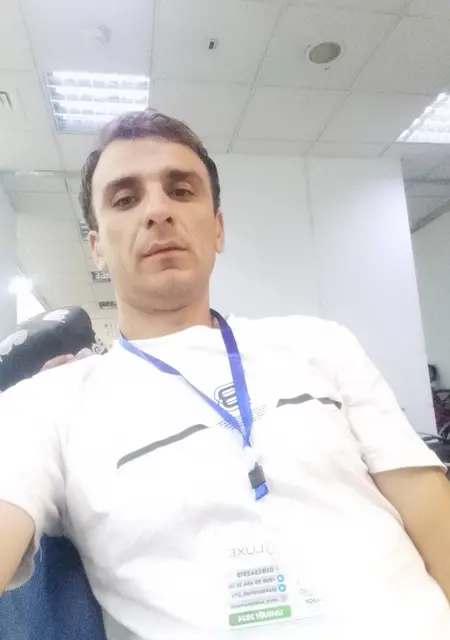 Я Umedjon, 34, знакомлюсь для приятного времяпровождения в Душанбе