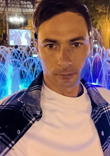 Олексій з Берегове, мені 39 років, познайомлюсь на одну ніч