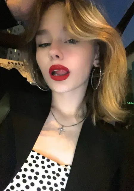 Я Анна, 19, знакомлюсь для общения в Минске