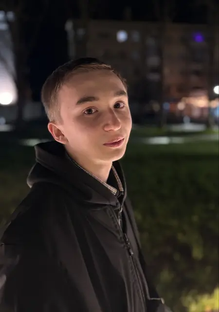 Слава з Луганська, шукаю на сайті знайомства на одну ніч