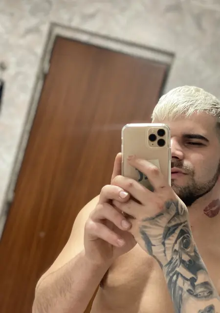 Я Tomas, 27, из Кёльна, ищу знакомства на одну ночь