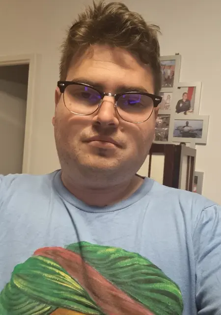 Я Nicolas, 32, знакомлюсь для постоянных отношений в Сержи