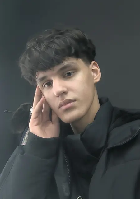 Кирилл из Гомеля, ищу на сайте знакомства на одну ночь