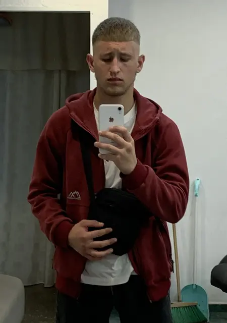 Данил з Одеси, мені 20 років, познайомлюсь на одну ніч