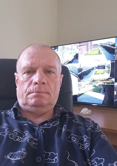 Я Сергей, 60, знакомлюсь для общения в Костанае