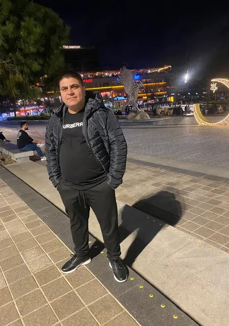 Я Ardo, 39, из Лондона, ищу знакомство для общения