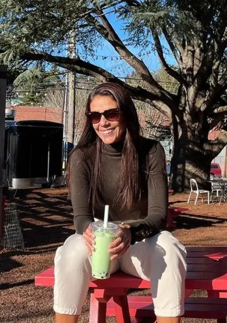 Aisha de Madrid, tengo 46 años, lista para conocer para hacer nuevos amigos