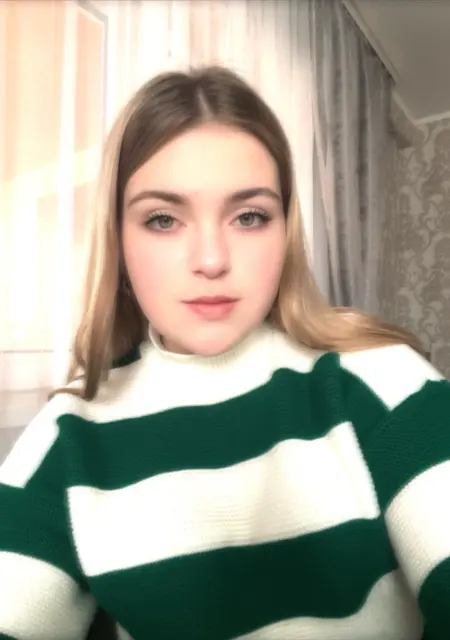 Я Вероніка, 20 років, знайомлюсь для дружбы у Івано-Франкове
