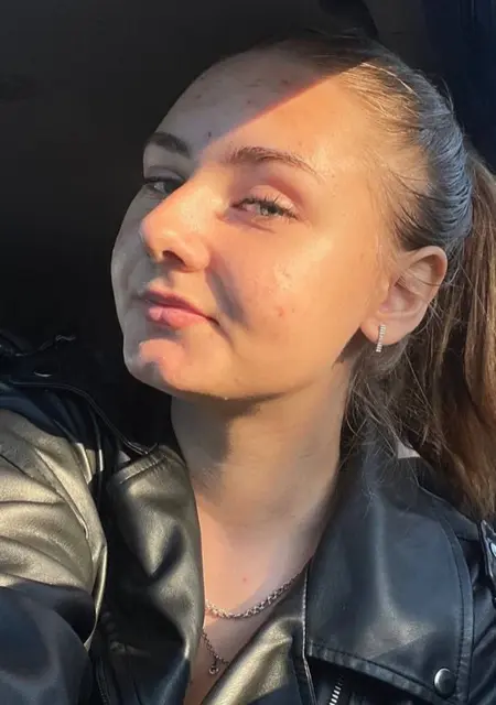 Вика из Берлина, ищу на сайте знакомства без обязательств