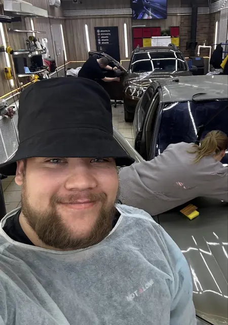 Я Андрей, 27, знакомлюсь для общения в Берлине