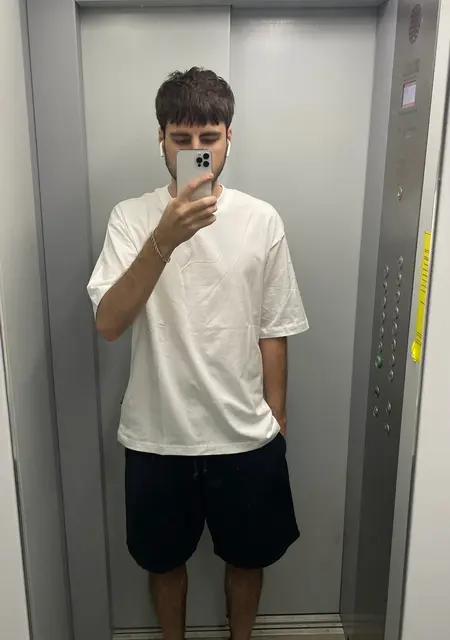 Dima з Київ, шукаю на сайті знайомства на одну ніч