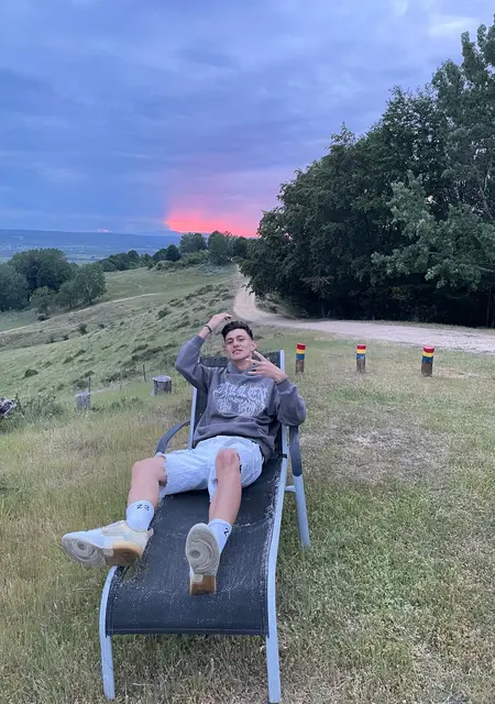 Alex из Питешти, мне 22, познакомлюсь на одну ночь