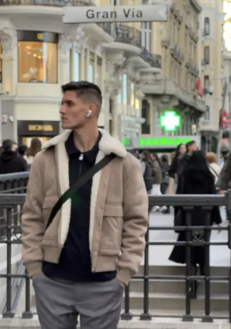 Я Joao Pedro, 21, знакомлюсь на одну ночь в Мадриде