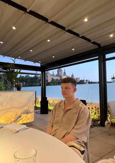 Twentycmking из Цирндорф, ищу на сайте вирта