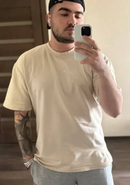 Я Tyrist, 26 років з Бердянська, шукаю знайомства без зобов'язань