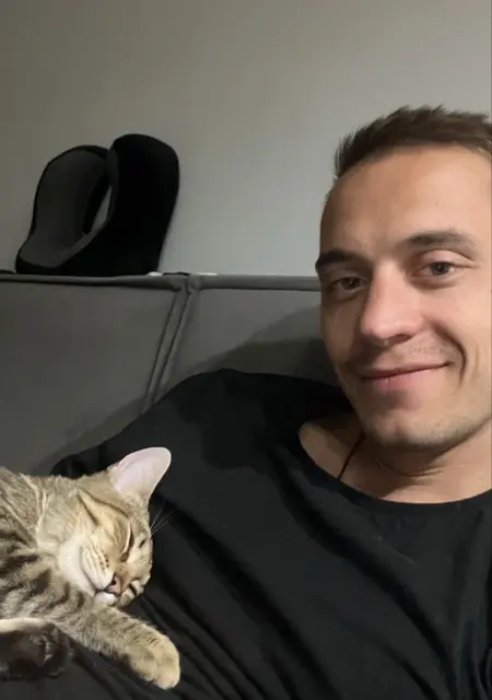 Я Вячеслав, 30, знакомлюсь без обязательств в Лондоне