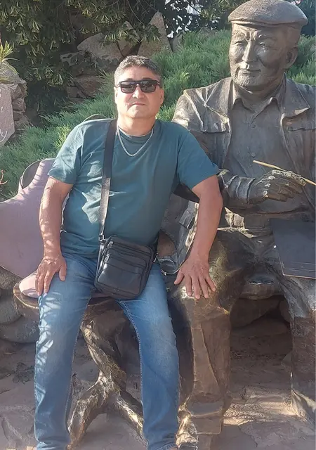 Рома из Бишкека, мне 56, познакомлюсь на одну ночь