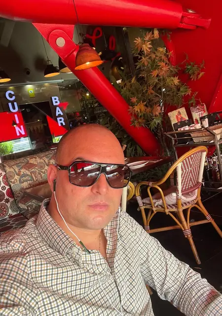 David из Тулча, мне 40, познакомлюсь на одну ночь