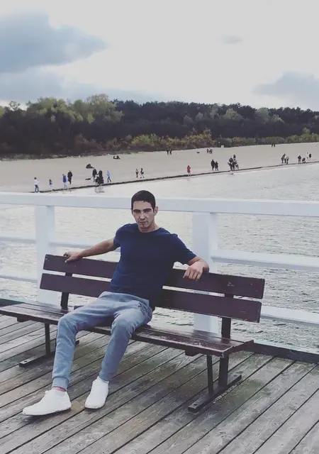 Pavel из Бургаснувшего, ищу на сайте совместные путешествия