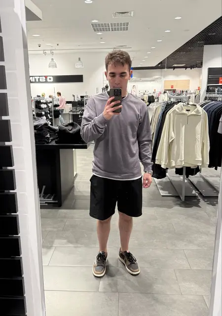 Иван из Вильнюса, ищу на сайте общение