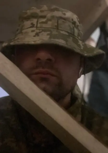 Владимир з Барвінкового, мені 27 років, познайомлюсь для дружби