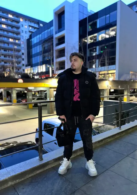 Я Denis, 22, из Браила, ищу знакомство для общения