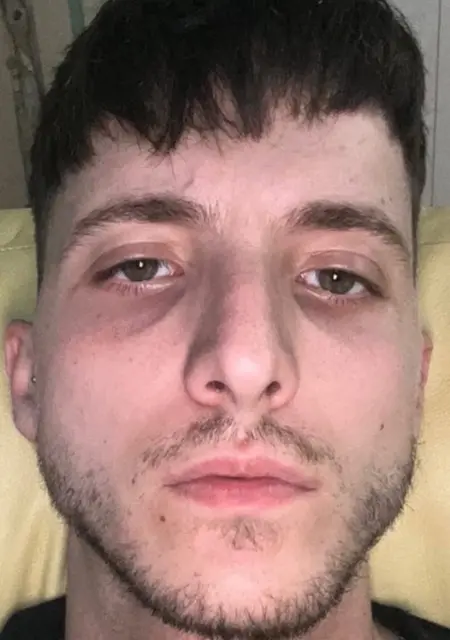 Loren de Benidorm, tengo 22 años, listo para conocer para lío de una noche