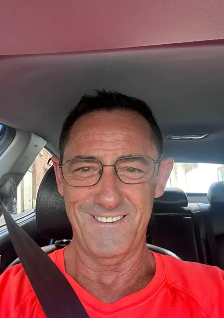 Я Jose Antonio, 27, знакомлюсь для открытые отношения в Альмасора