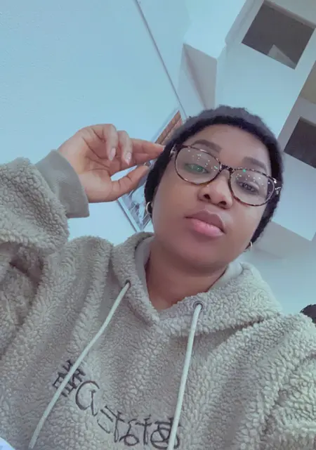 Я Soleil, 28, из Тулузы, ищу знакомство для постоянных отношений