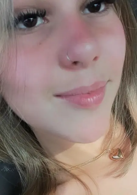 Я Iasmim, 20, из Манаус, ищу знакомства на одну ночь