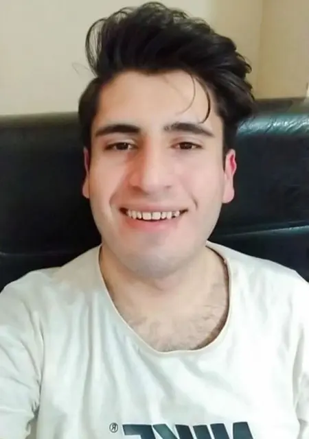 Saa из Стамбула, мне 21, познакомлюсь