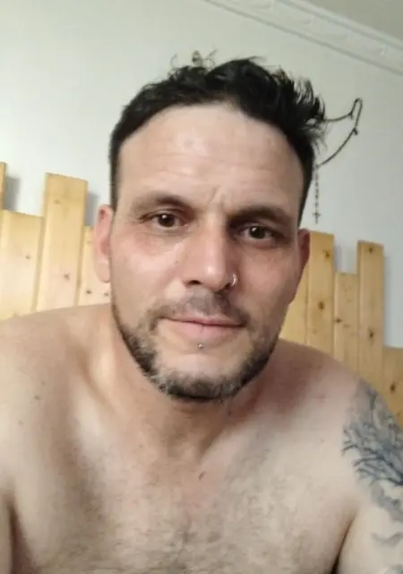 Soy Tubero, 40 años, conociéndome para lío de una noche en Barcelona