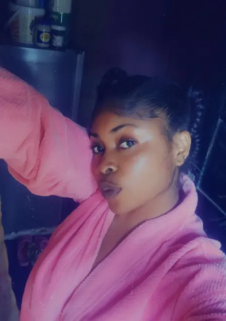 Gracy from London, looking for pleasant pastime