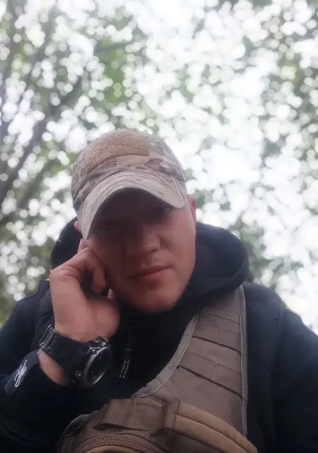 Діма з Житомира, шукаю на сайті приємне проведення часу