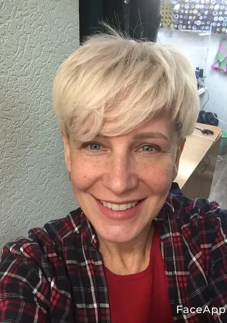 Нелля из Хельсинки, ищу на сайте постоянные отношения