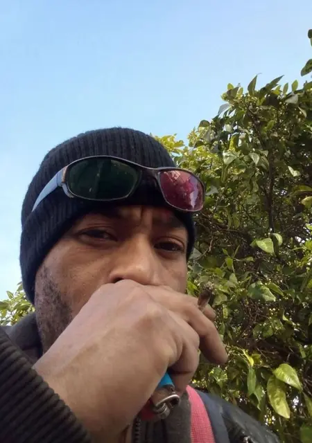 Jos Olivio Tavares из Лиссабона