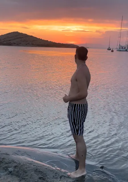 Daniel de Murcia, busco en el sitio relación sin ataduras