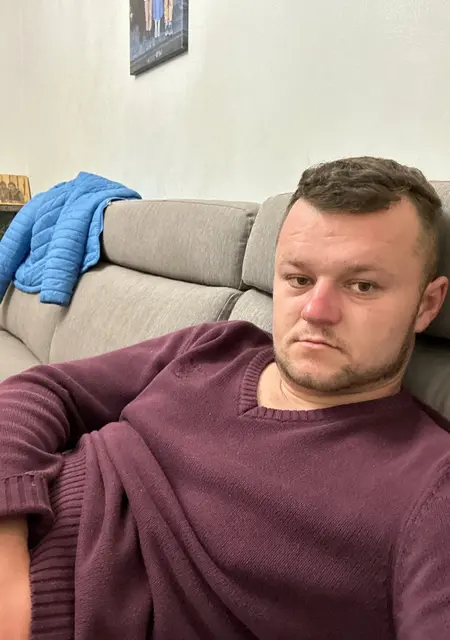 Богдан из Днепра, ищу на сайте знакомства без обязательств
