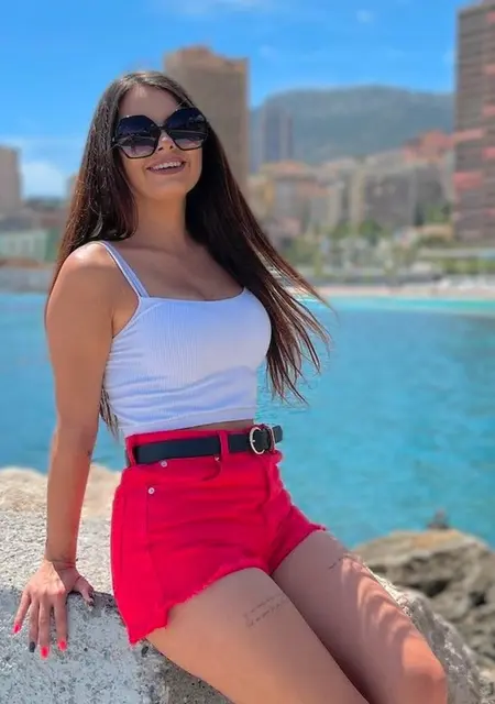 Я Каріна, 23, из Тернополя, ищу знакомства без обязательств