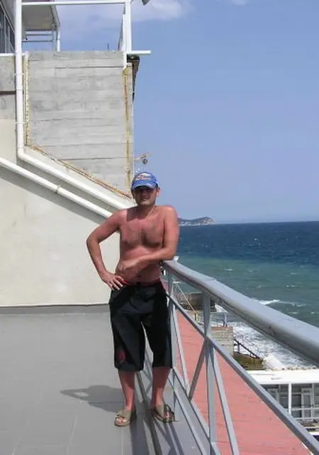 Я Александр, 58 років з Вінниці, шукаю знайомство для постійних стосунків