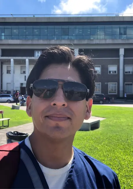 Gustavo из Буэнос-айреса, мне 34, познакомлюсь на одну ночь